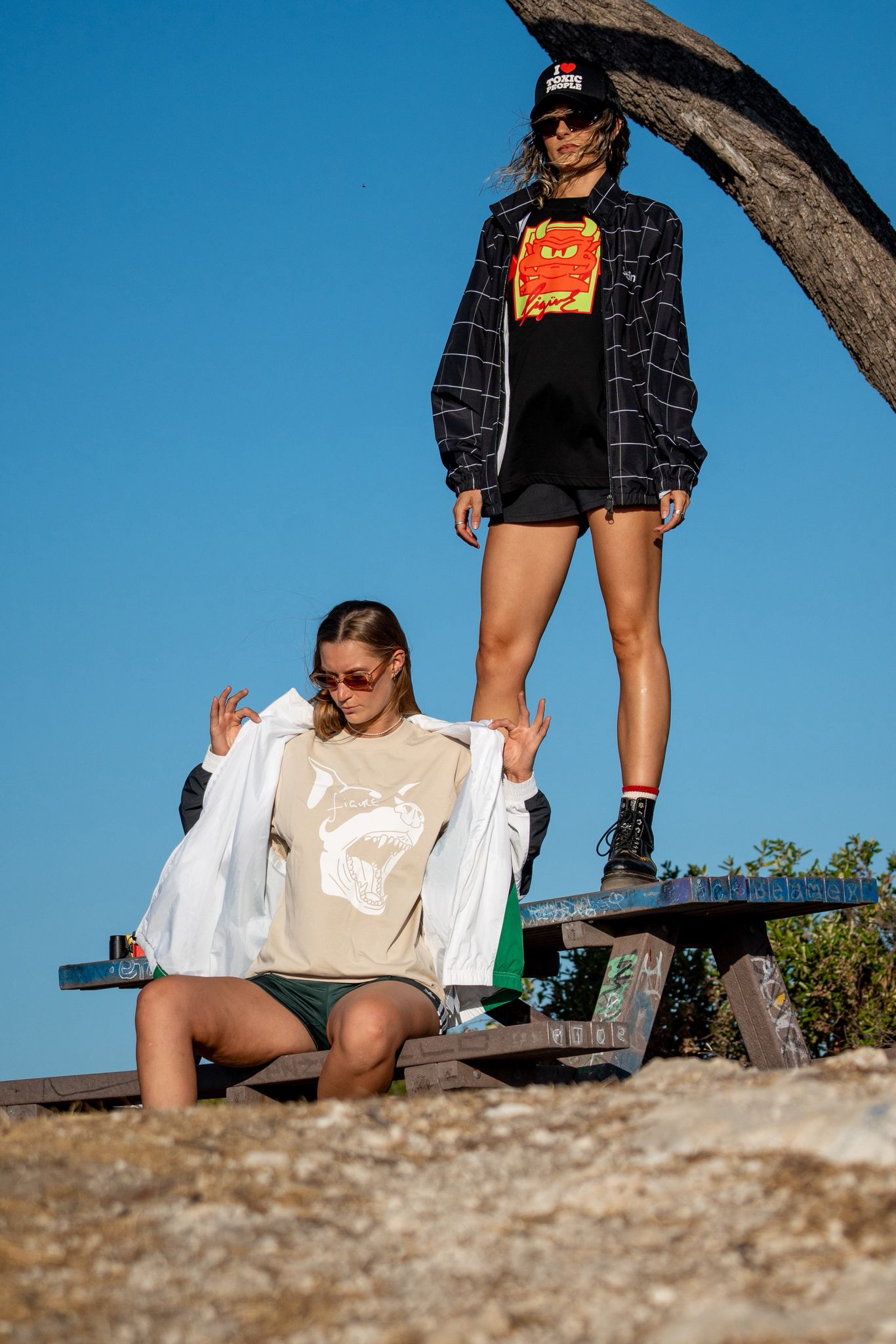 DOGGY TEE 01